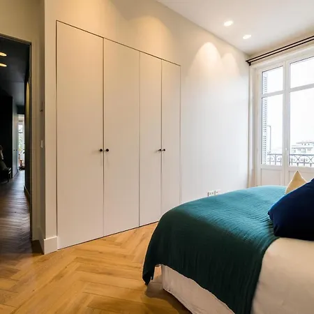 아파트 Hygge Keyweek 2 Bedrooms With Parking In Center *