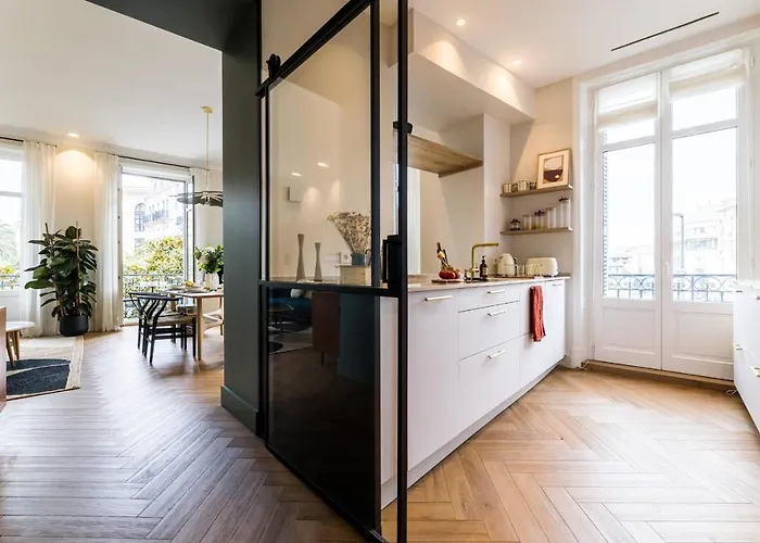 Hygge Keyweek 2 Bedrooms With Parking In Center Apartman *