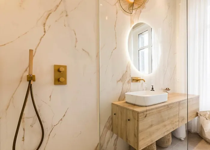 Hygge Keyweek 2 Bedrooms With Parking In Center 비아히쯔