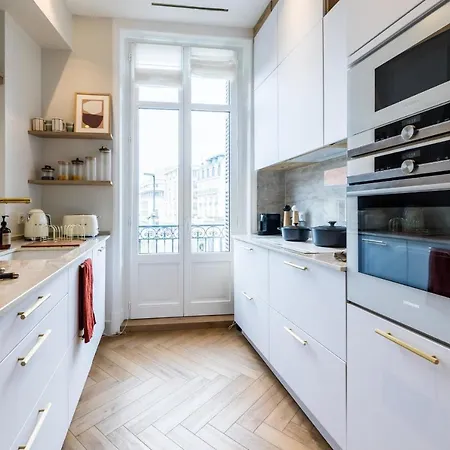 Hygge Keyweek 2 Bedrooms With Parking In Center 公寓