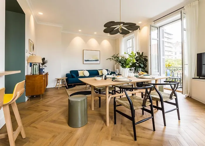 Hygge Keyweek 2 Bedrooms With Parking In Center Apartment